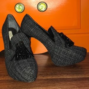 Vera Wang tweed oxford heels